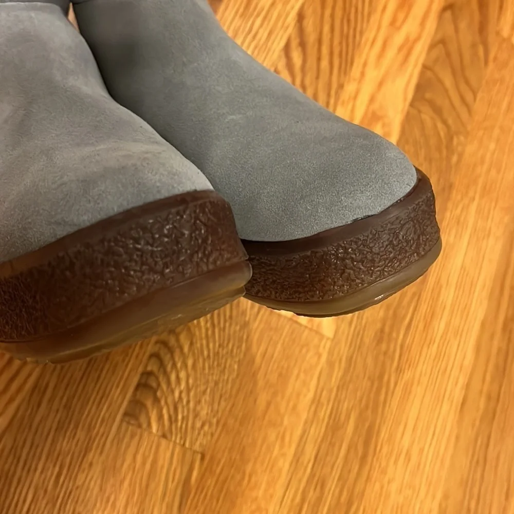 New Free People Cougar Cozy Up Shearling Boots in Ash Blue size 7